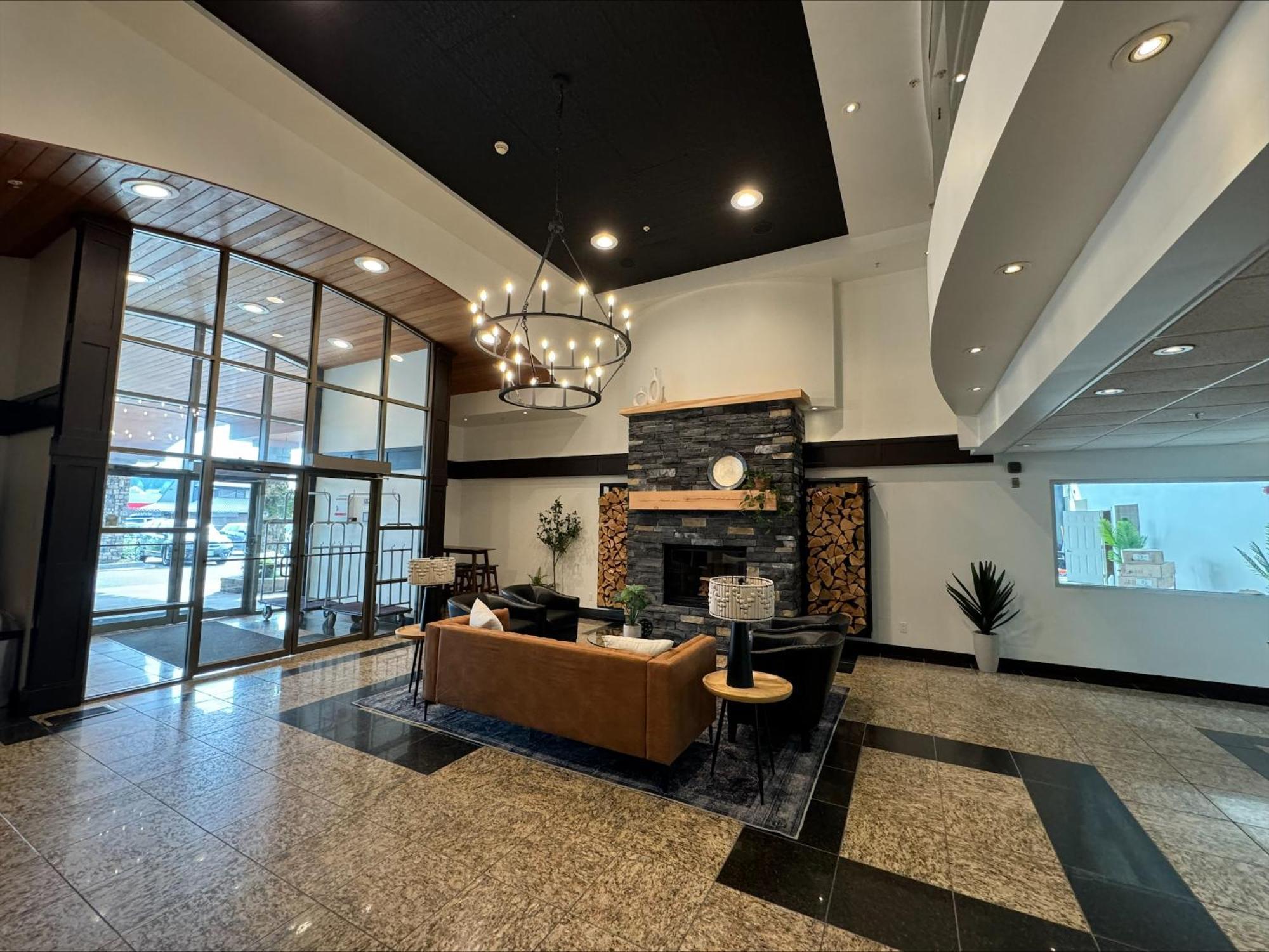โฟร์ พอยต์ บาย เชอราตัน ปรินซ์ตัน จอร์จ Hotel พรินซ์จอร์จ ภายนอก รูปภาพ