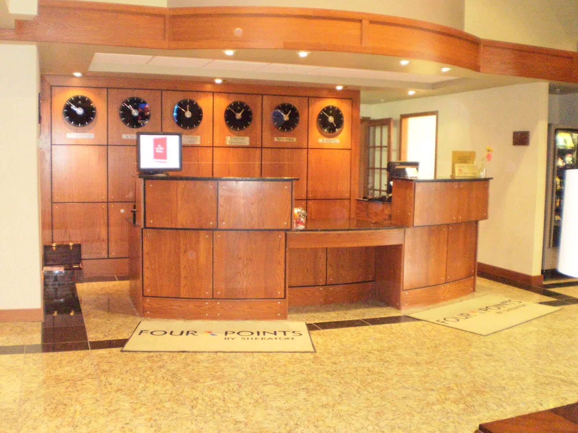 โฟร์ พอยต์ บาย เชอราตัน ปรินซ์ตัน จอร์จ Hotel พรินซ์จอร์จ ภายนอก รูปภาพ